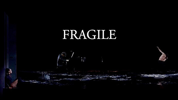 Fragile_5.jpg  